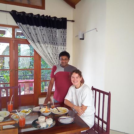 Malwaththa Mount Villa Kandy Exterior photo